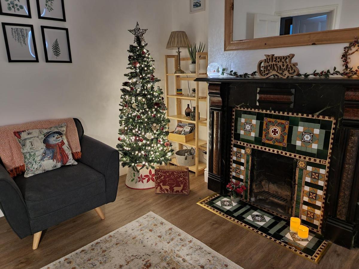Eldon Row - Stylish Character Apartments - Central Location 1 & 2 Bed Available Dolgellau Εξωτερικό φωτογραφία